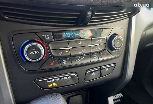 Ford Escape 2017 - фото 28