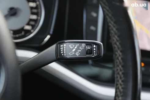 Volkswagen Touareg 2019 - фото 28