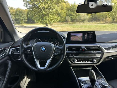 BMW 5 серия 2020 - фото 23