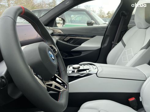 BMW i5 2023 - фото 22