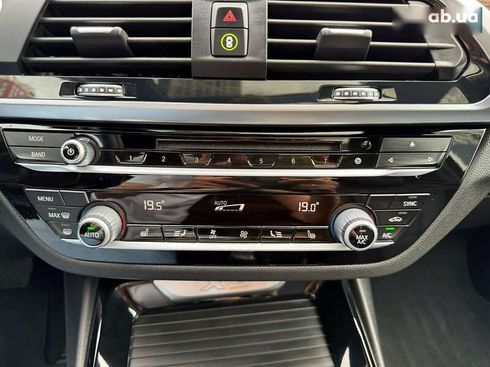 BMW X3 2018 - фото 17