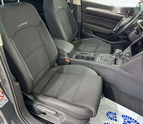 Volkswagen passat alltrack 2019 - фото 11
