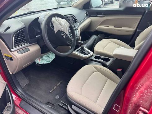 Hyundai Elantra 2017 - фото 7