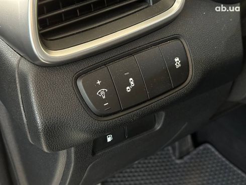 Kia Sorento 2019 серый - фото 12