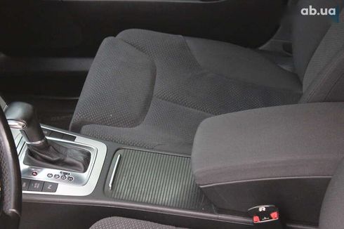 Volkswagen Passat 2009 - фото 18