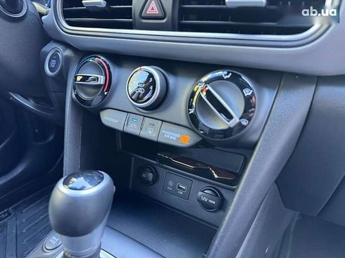 Hyundai Kona 2020 - фото 30