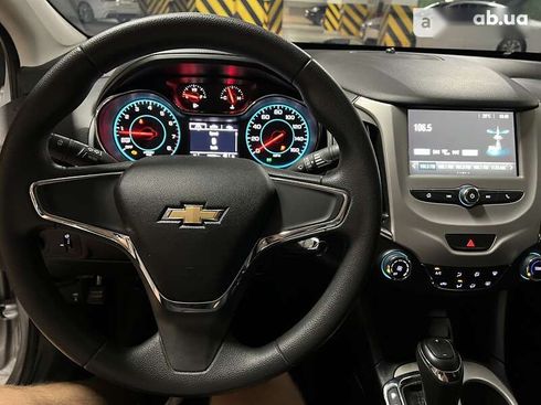 Chevrolet Cruze 2018 - фото 21