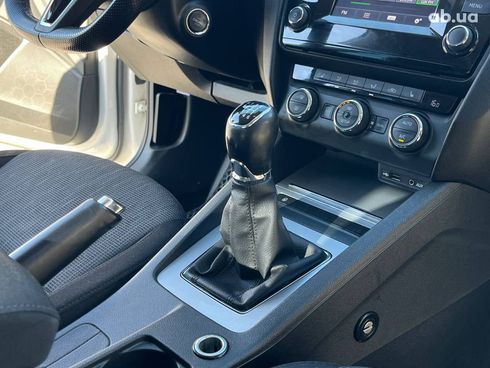 Skoda Octavia 2014 белый - фото 16