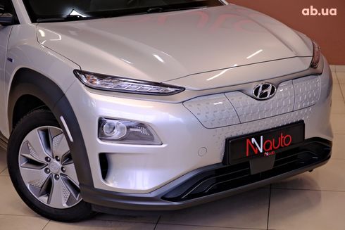 Hyundai Kona Electric 2020 серебристый - фото 3