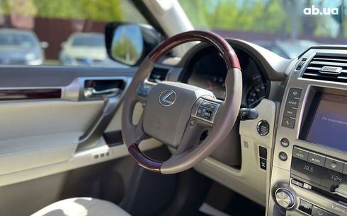Lexus GX 2013 - фото 30