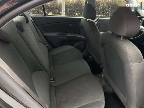 Kia Rio 2007 - фото 18