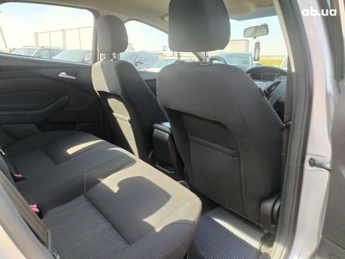 Ford Focus 2016 серый - фото 23