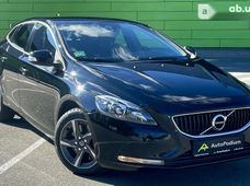 Купити Volvo V40 2016 бу в Києві - купити на Автобазарі