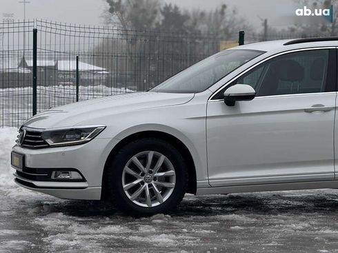 Volkswagen Passat 2017 - фото 17
