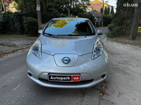 Nissan Leaf 2016 серый - фото 2