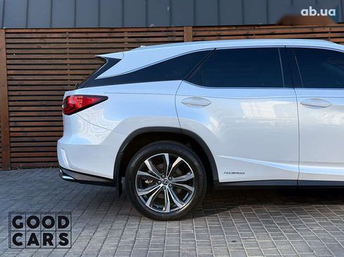 Lexus RX 2018 - фото 15