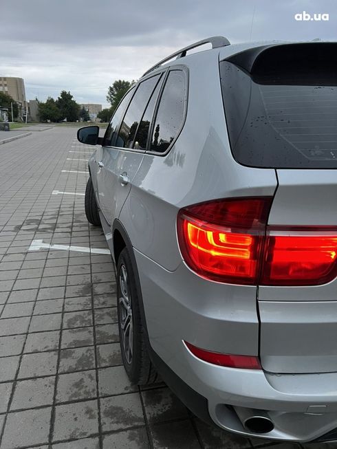 BMW X5 2013 серебристый - фото 5