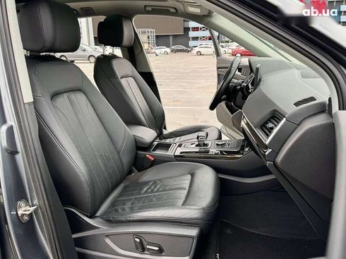 Audi Q5 2018 - фото 27