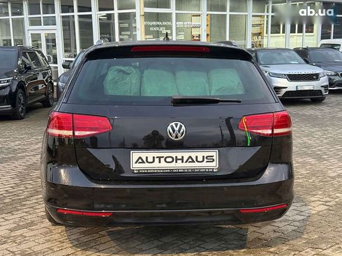Volkswagen Passat 2016 - фото 7
