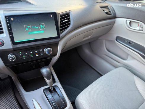 Honda Civic 2012 черный - фото 28