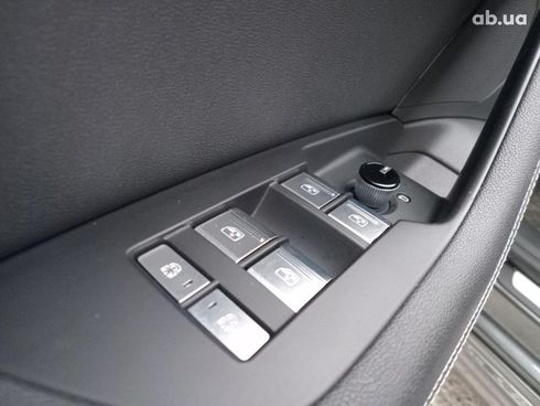 Audi A7 2019 серый - фото 40