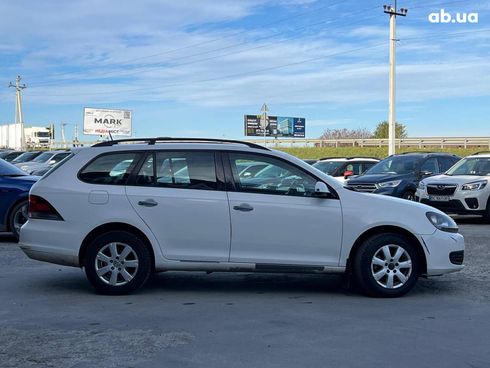 Volkswagen Golf 2012 белый - фото 9