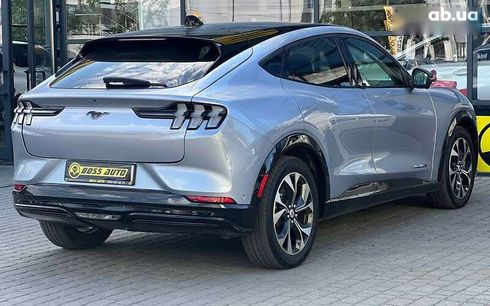 Ford Mustang Mach-E 2022 - фото 6