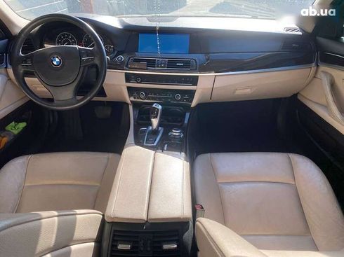 BMW 5 серия 2012 - фото 11
