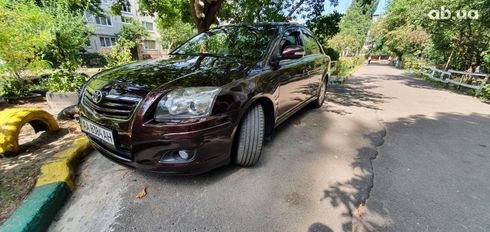 Toyota Avensis 2006 вишневый - фото 11