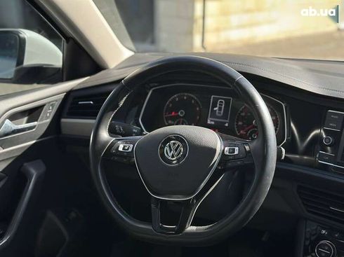 Volkswagen Jetta 2018 - фото 17