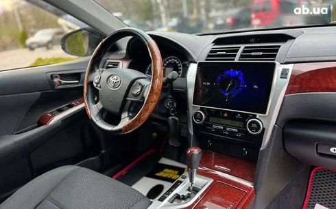 Toyota Camry 2013 - фото 10