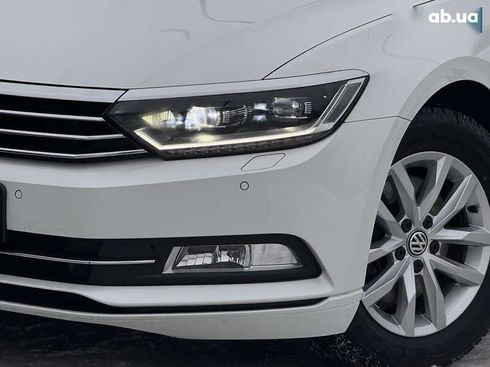 Volkswagen Passat 2017 - фото 5