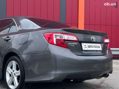 Toyota Camry 2012 - фото 6
