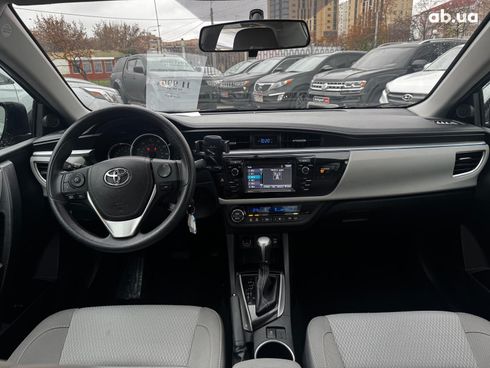 Toyota Corolla 2016 серый - фото 16