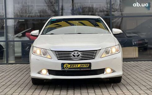 Toyota Camry 2012 - фото 2