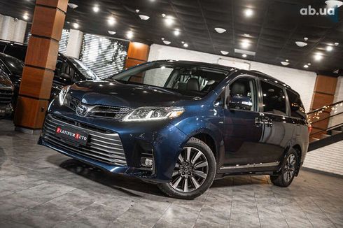 Toyota Sienna 2018 - фото 9