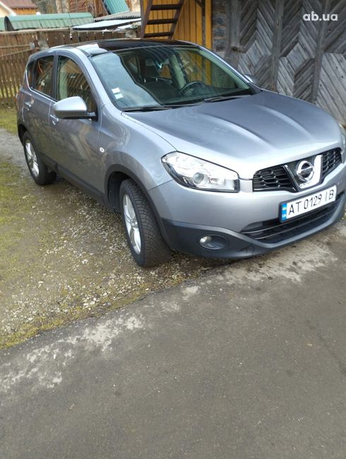 Nissan Qashqai 2011 - фото 11