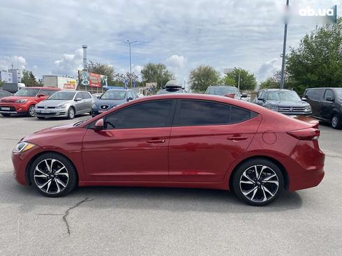 Hyundai Elantra 2016 - фото 8