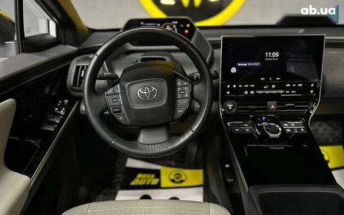 Toyota bZ 2022 - фото 17