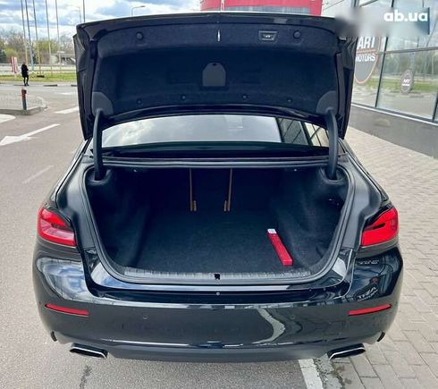 BMW 5 серия 2020 - фото 15