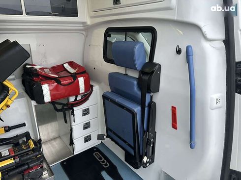 Volkswagen Transporter 2017 - фото 6