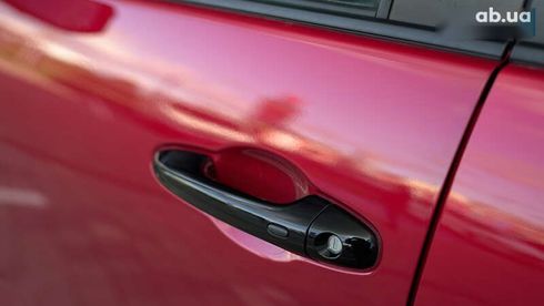 Toyota Hilux 2023 - фото 17