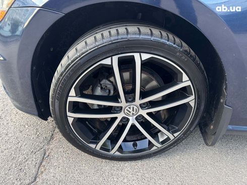 Volkswagen Golf 2018 синий - фото 12