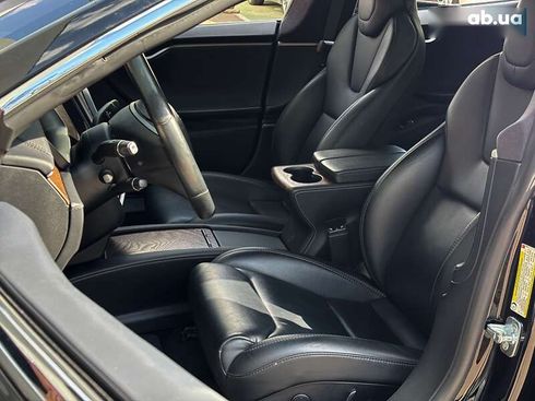 Tesla Model S 2020 - фото 13