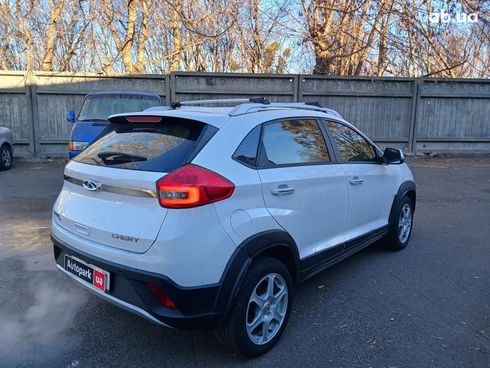 Chery Tiggo 2019 белый - фото 4