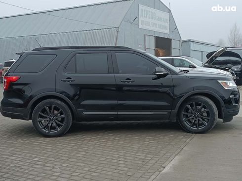 Ford Explorer 2018 черный - фото 58