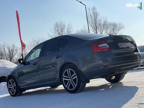 Skoda Octavia 2017 - фото 17