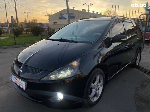 Mitsubishi Grandis 2006 - фото 3