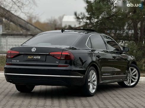 Volkswagen Passat 2017 - фото 18