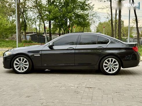 BMW 5 серия 2015 - фото 20